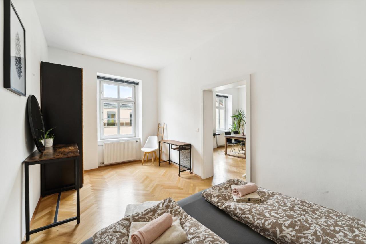 Design Apartments Near Mariahilferstrasse Vienna Exterior photo